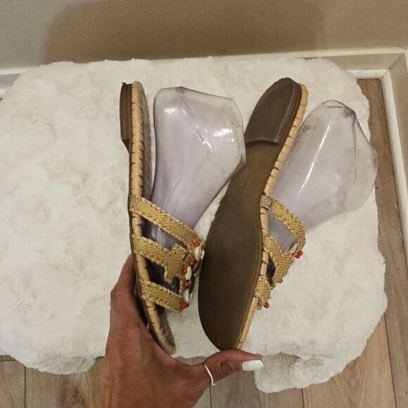 Sam Edelman Shell Slides Size 10 - Picture 4 of 7